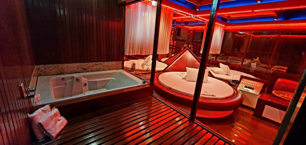 Hotel do amor Fantasy 5 *