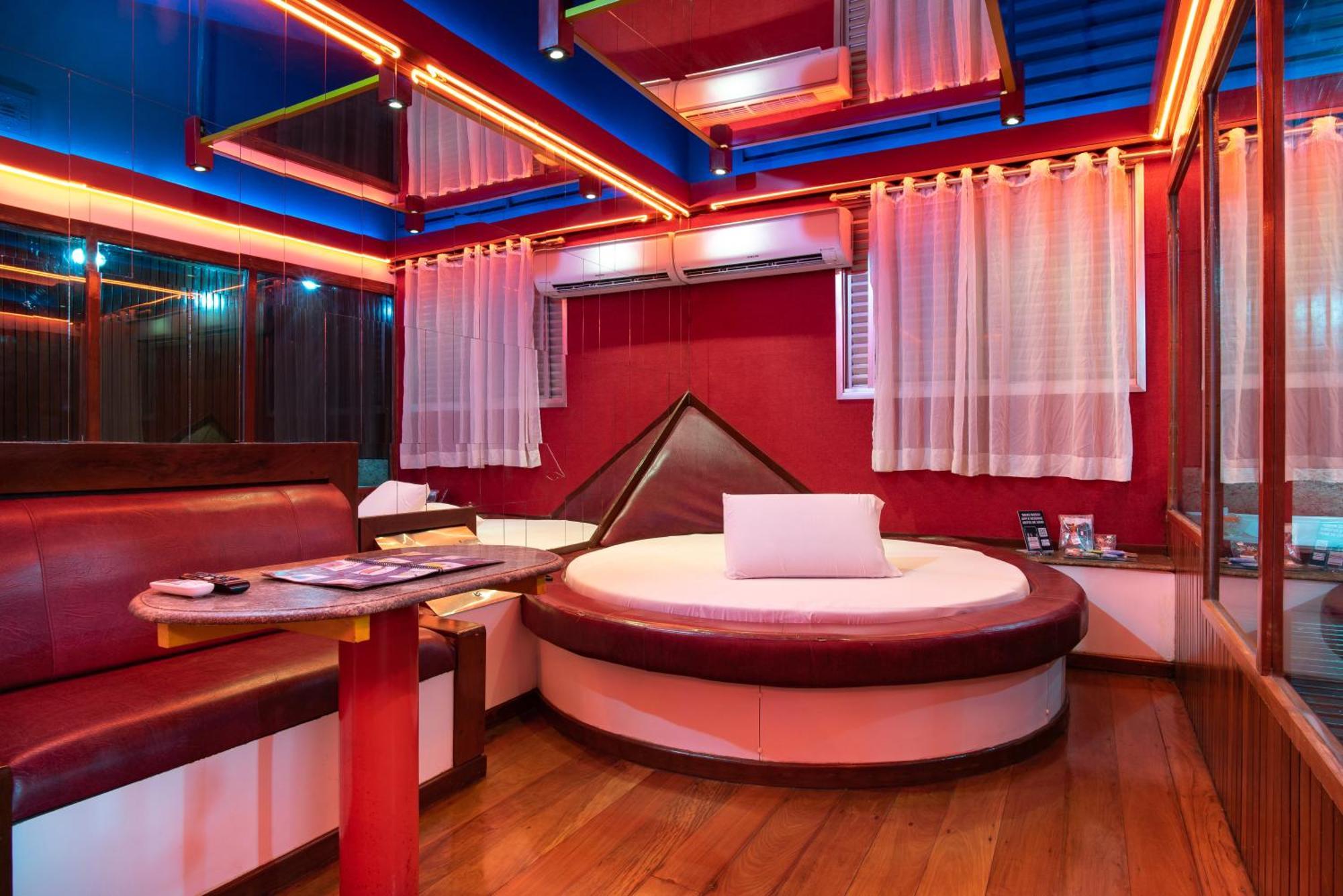 Hotel do amor Fantasy 5