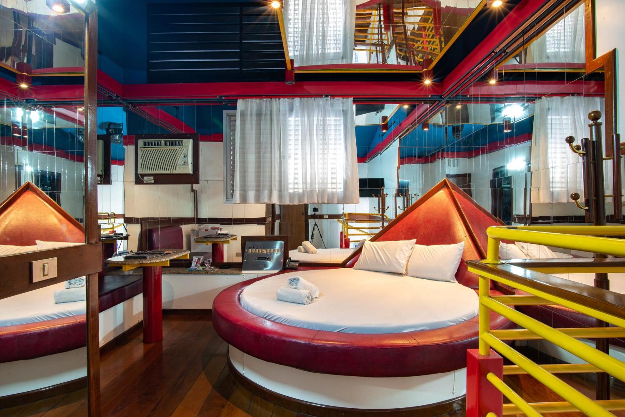 Hotel do amor Fantasy 5 *